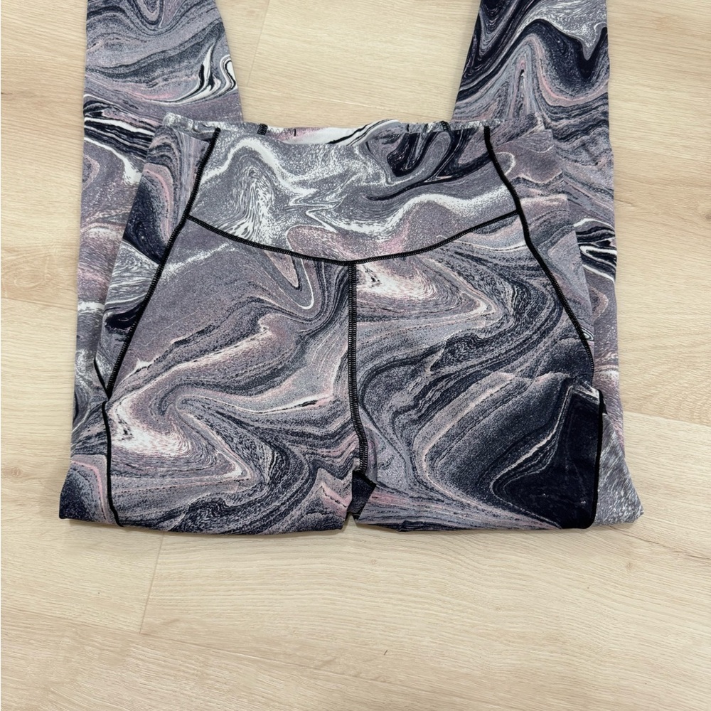Victoria’s Secret Marble Print Leggings- Size 10